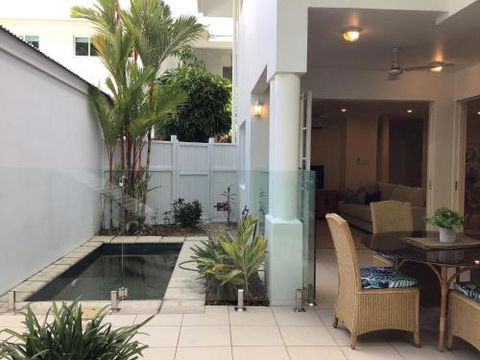 Walk To The Ocean In Five Minutes - Kingaroy Accommodation 1