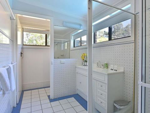 Just Listed Blaxlands Homestead The Very Best Location In The Valley Walk To Everything - Kingaroy Accommodation 2