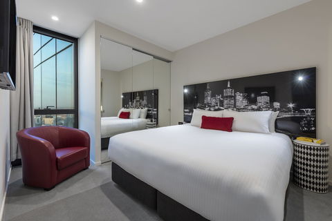 Collections Australia 108 - Kingaroy Accommodation 4