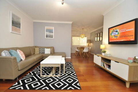 Parramatta Lennox 2 Bedroom - Kingaroy Accommodation 3