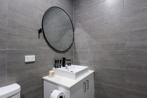 CARLISLE Bright Townhouse In Great Location - Kingaroy Accommodation 0