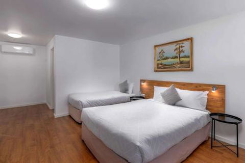 Econo Lodge Lilydale - Kingaroy Accommodation 3