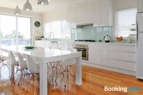 Allure - Kingaroy Accommodation 7