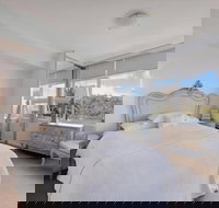 Elegant Waterfront Mosman Bay RAG10 - Kingaroy Accommodation