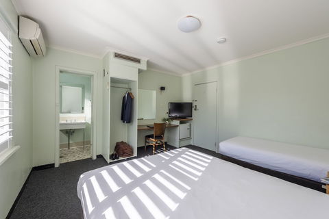 Panorama Bathurst - Kingaroy Accommodation 4