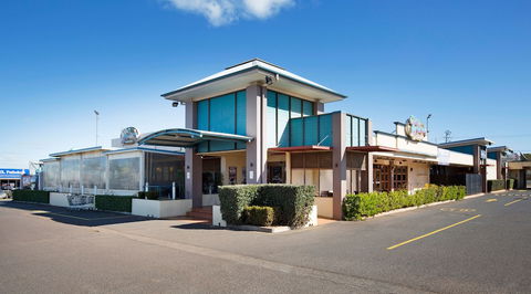 Wilsonton Hotel - Kingaroy Accommodation 0