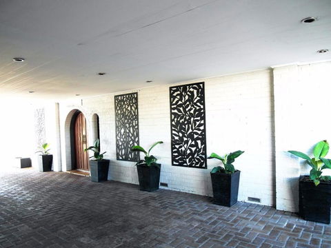 Toorak Lodge - Kingaroy Accommodation 1