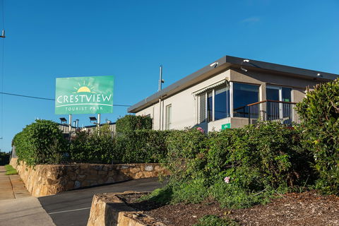 Crestview Tourist Park - Kingaroy Accommodation 0