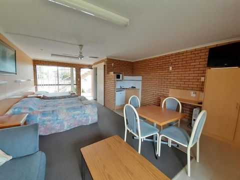 Bayview Motor Inn - Kingaroy Accommodation 4