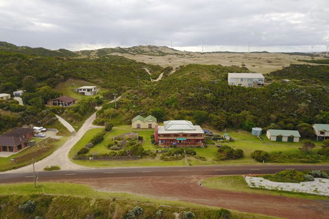Cape Bridgewater Sea View Lodge - Kingaroy Accommodation 1