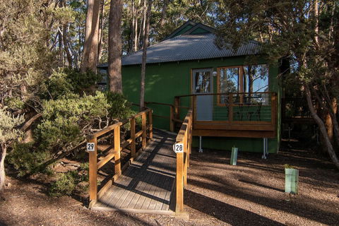 Lake St Clair Lodge - Kingaroy Accommodation 1