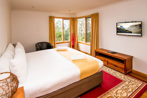 Lake St Clair Lodge - Kingaroy Accommodation 4