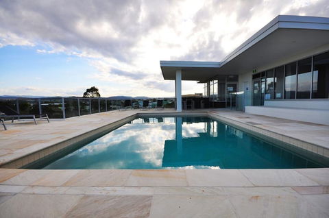 Chancellor Lakeside - Kingaroy Accommodation 3