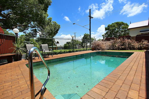 Garden City Motor Inn - Kingaroy Accommodation 3