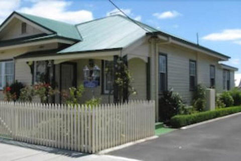 The Postmaster Inn BnB - Kingaroy Accommodation 0