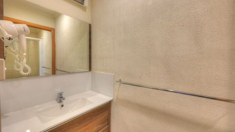 Sweetwater Villas - Kingaroy Accommodation 5