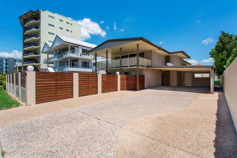 City-ville Luxury Apartments & Motel - Kingaroy Accommodation 2