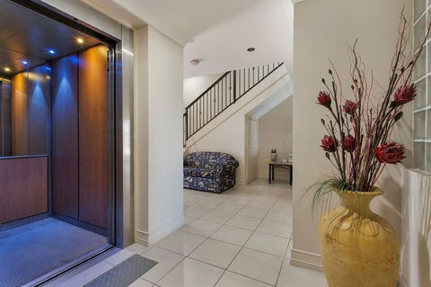 City-ville Luxury Apartments & Motel - Kingaroy Accommodation 4