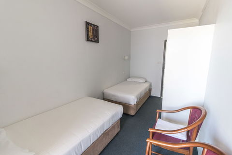 Port Aloha Motel - Kingaroy Accommodation 4