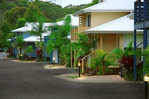Flynns On Surf Beach Villas - Kingaroy Accommodation 0