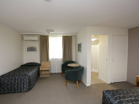 Elizabeth Motor Inn - Kingaroy Accommodation 6