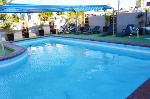 Rover Holiday Units - Kingaroy Accommodation 5