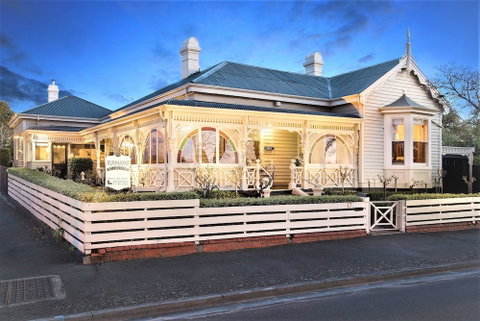 Kurrajong House Launceston - Kingaroy Accommodation 1