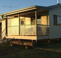 Lee Farm Stay Cottages - Kingaroy Accommodation