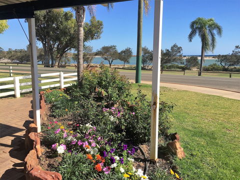 Kalbarri Seafront Villas - Kingaroy Accommodation 0