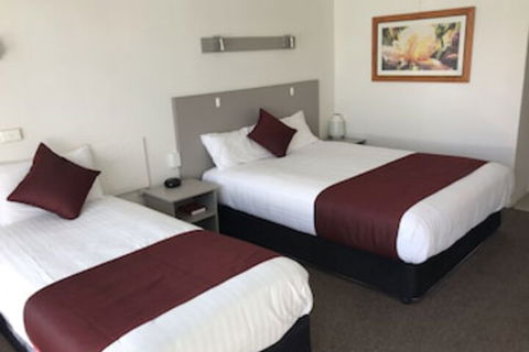 Cobb Inlander Motel - Kingaroy Accommodation 0