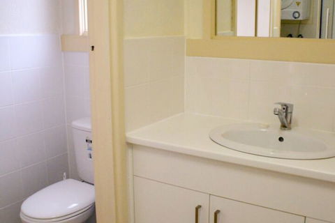 Hibiscus Heights - Kingaroy Accommodation 5