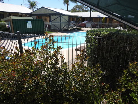 Lone Pine Motel - Corowa - Kingaroy Accommodation 0