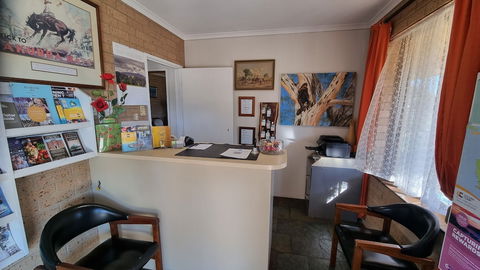 Lone Pine Motel - Corowa - Kingaroy Accommodation 3