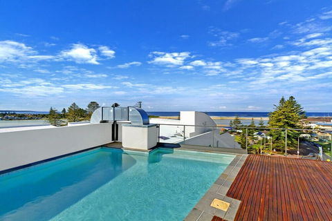 Coast Luxury Apartment 17 - Kingaroy Accommodation 1