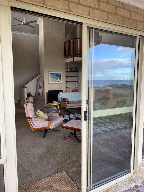 Lands Edge - Kingaroy Accommodation 0