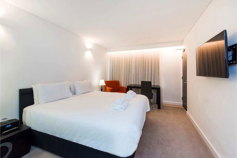 Contemporary Room, Roof Terrace, Stay In The City - Kingaroy Accommodation 5