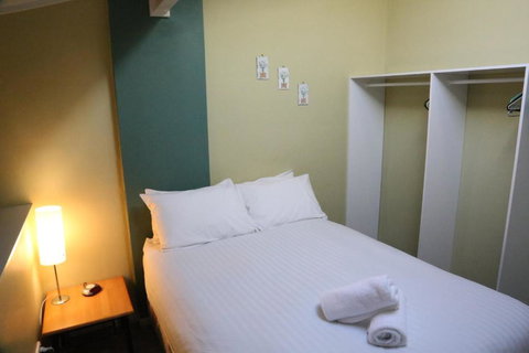 Razorback 8 - Kingaroy Accommodation 4