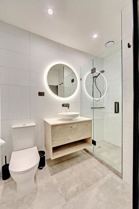 Snow Ski Apartments 32 - Kingaroy Accommodation 1