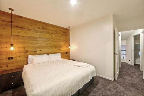 Snow Ski Apartments 32 - Kingaroy Accommodation 2