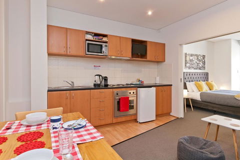 Central City Exclusive Apartments - Kingaroy Accommodation 4