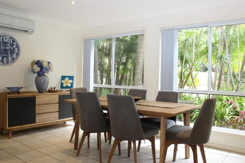 PACIFIC PALMS - Kingaroy Accommodation 3