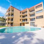 Golden Shores Unit 1 21 Landsborough Parade - Kingaroy Accommodation 0