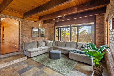 Coleys Beach House Yallingup - Kingaroy Accommodation 3