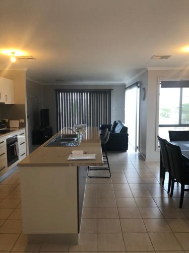 The Baltimore Family Home Getaway - Kingaroy Accommodation 5