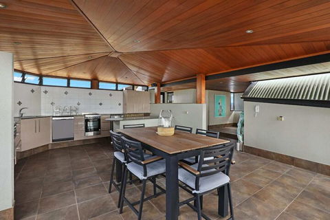 PRTFINO Ultimate Penthouse - Kingaroy Accommodation 4