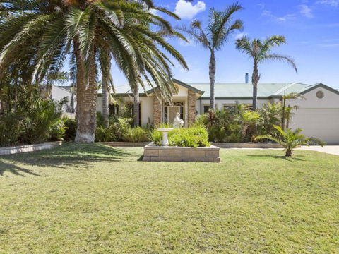 DIAMOND BAY RETREAT SORRENTO - Kingaroy Accommodation 5