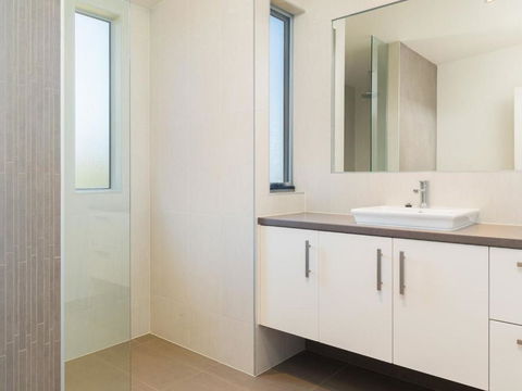 Waikiki Dream - Kingaroy Accommodation 6