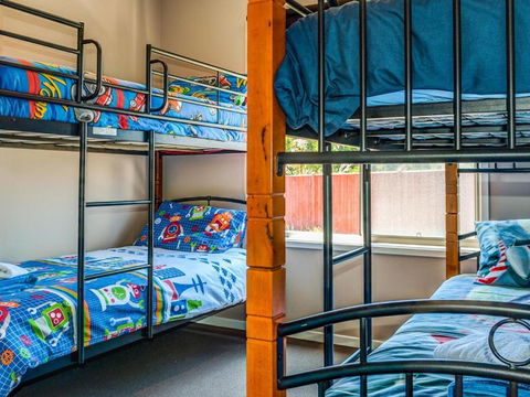 Valencia - Kingaroy Accommodation 4