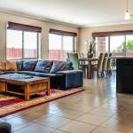 Valencia - Kingaroy Accommodation 0