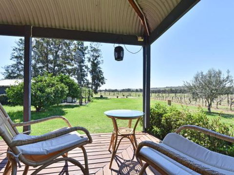 Soldiers Cottage Picturebook Vineyard Home - Kingaroy Accommodation 4